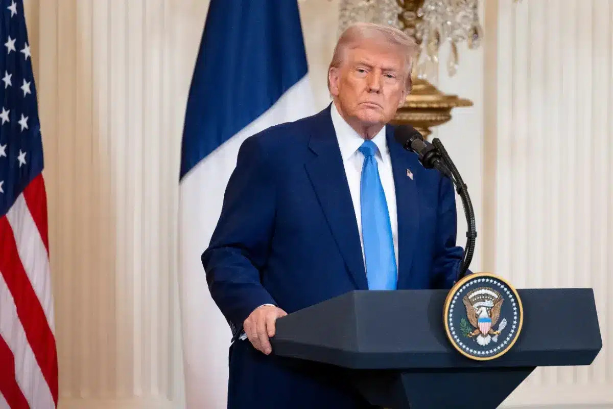 Les États-Unis imposent une interdiction sur les importations de certains alcools, produits laitiers et motos en provenance du Canada.