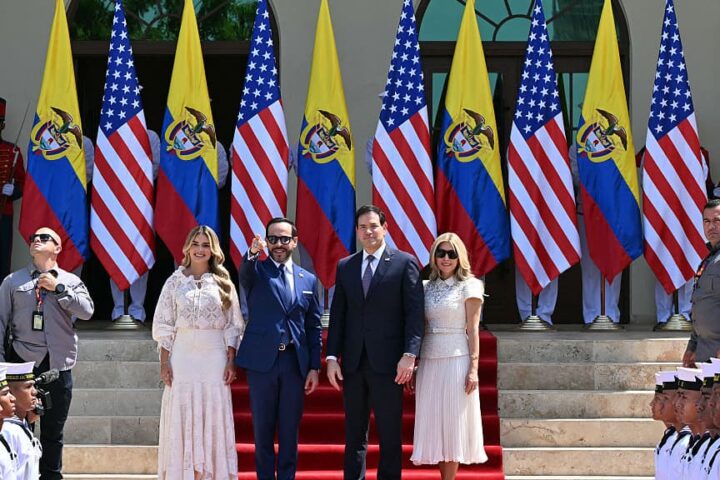 Les implications du réacheminement de 52 millions de dollars d'aide militaire américaine pour la Colombie et d'autres pays