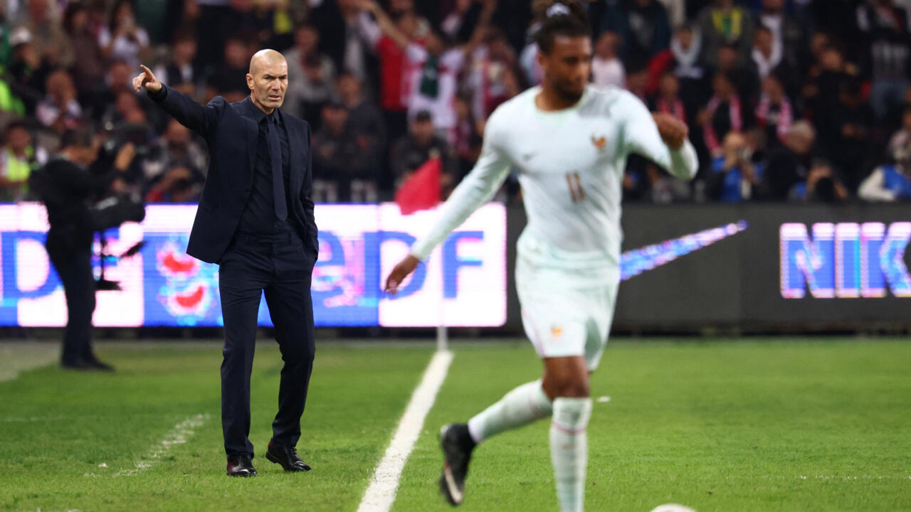 Ligue des Nations : Les Bleus s'imposent en Turquie, un début prometteur pour Zinedine Zidane.