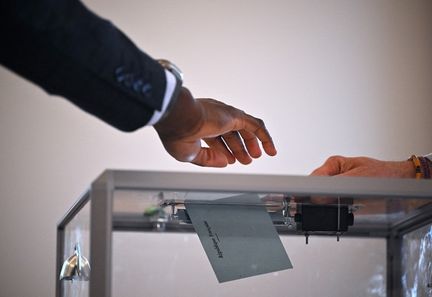 L'Union européenne dément les rumeurs d'annulation de l'élection présidentielle française de 2027