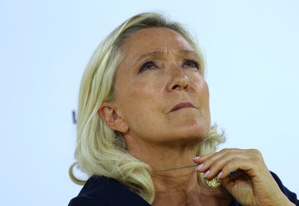 Marine Le Pen et Edouard Philippe s'affrontent sur le soutien à l'Ukraine