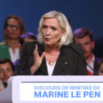 Marine Le Pen prône la priorité au logement social pour les "Français" tout en promettant d'abroger la loi SRU