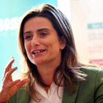 Marine Tondelier en difficulté lors d'une interview sur les présidents de la Ve République