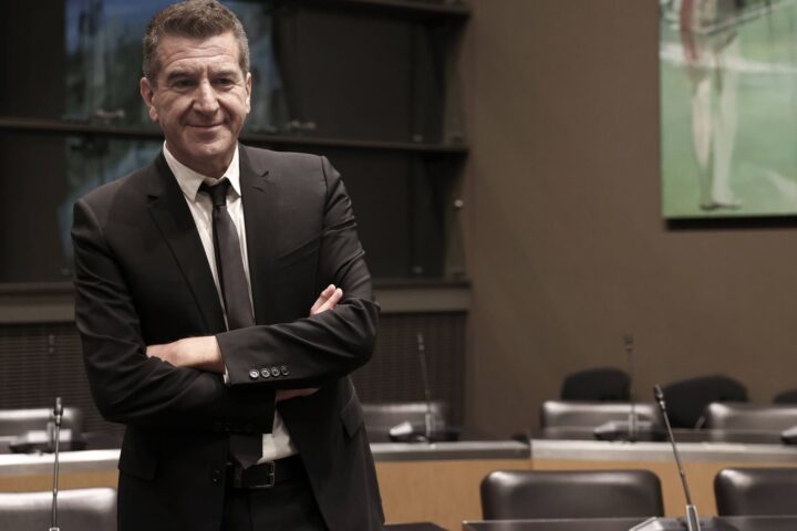 Matthieu Pigasse, banquier d'affaires, maintient sa disponibilité pour la présidentielle de 2027