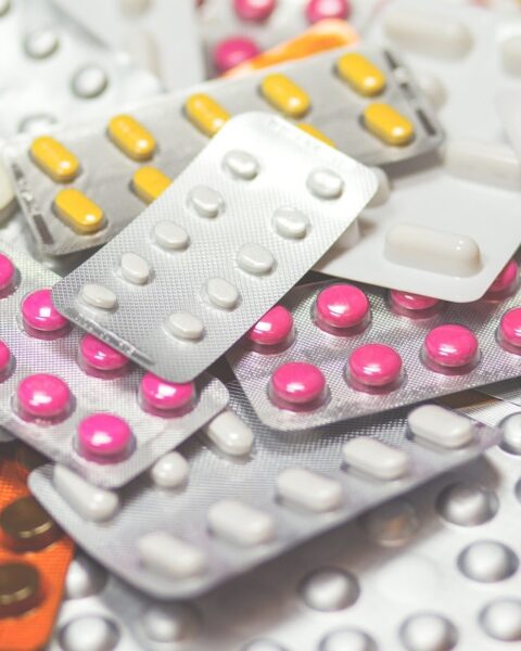 Médicaments en vente libre : les lacunes d'une régulation déficiente du marché