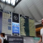 Menaces de zelensky : les aéroports de Moscou réduisent leurs vols face à la guerre en Ukraine