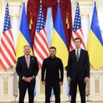 Négociations à Kiev entre emissaires américains et Ukraine : la Russie intensifie ses frappes en Odessa