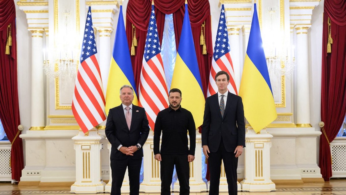 Négociations à Kiev entre emissaires américains et Ukraine : la Russie intensifie ses frappes en Odessa
