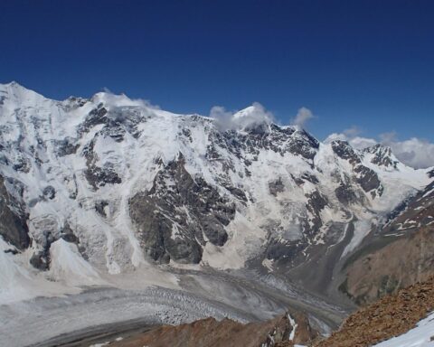 Onze alpinistes tués dans une avalanche en Russie, six autres blessés dans le Caucase