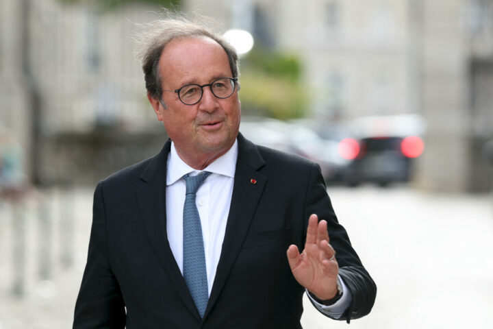 Pourquoi Mélenchon, Hollande, Royal et Villepin s'accrochent-ils à la politique après 70 ans ?