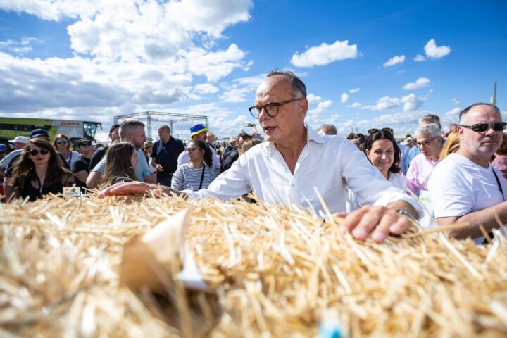 Présidentielle 2027 : François Hollande, Édouard Philippe et Bruno Retailleau plaident pour l'union stratégique