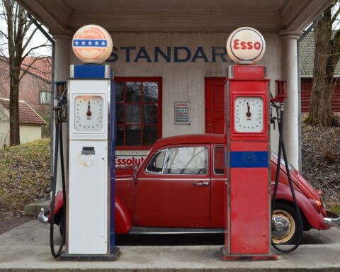 Prix du carburant : les pays européens mettent en place des stratégies diversifiées