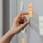 Réintégration d'une salariée licenciée pour avoir utilisé des Post-it dans son bureau à Milan