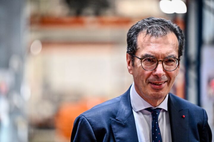 Retraites : le ministre du Travail présente des pistes de réforme après six mois de discussions