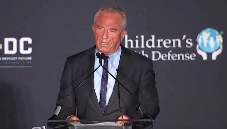 Robert F. Kennedy Jr. confirme l'enquête fédérale sur les chemtrails, une théorie non reconnue par la science