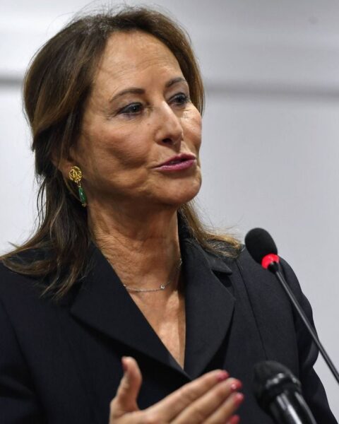 Ségolène Royal critique Glucksmann : « un stagiaire à la tête d’une entreprise » pour diriger la France