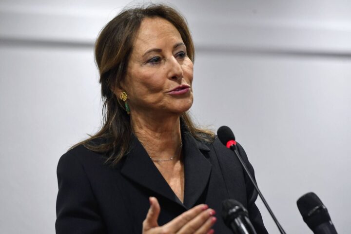 Ségolène Royal critique Glucksmann : « un stagiaire à la tête d’une entreprise » pour diriger la France