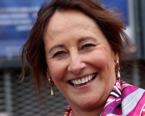 Ségolène Royal peut-elle bouleverser la primaire du PS pour la présidentielle de 2027 ?