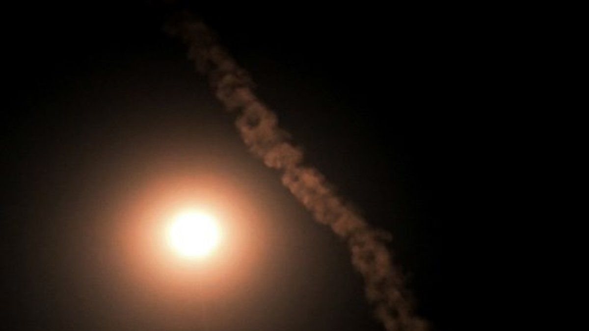 Sept morts dans une frappe de missiles russes sur un dépôt ferroviaire à Kiev