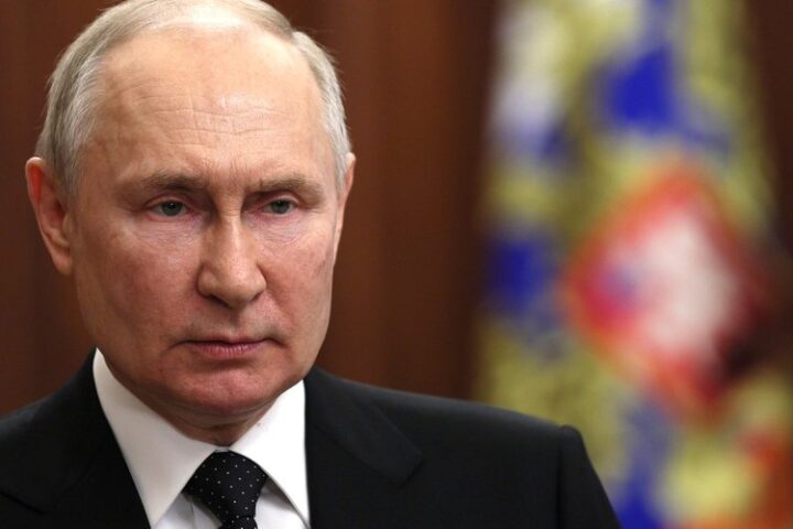 Tensions croissantes en Ukraine : Moscou menace d'utiliser l'arme nucléaire en cas de blocus de Kaliningrad