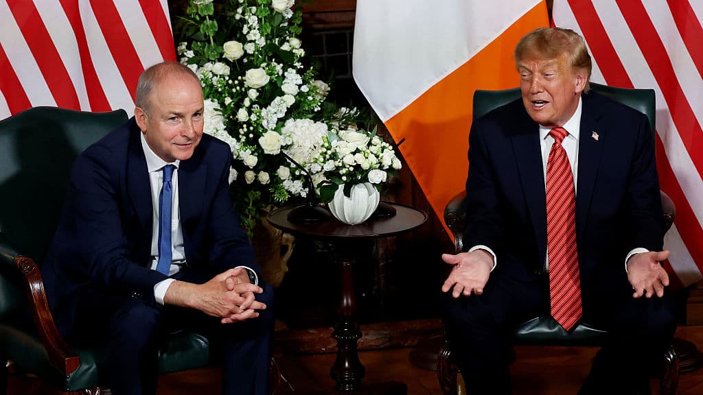 Trump exprime son soutien à une Irelande unie, ravivant un débat controversé
