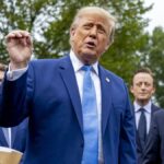 Trump impose de nouvelles restrictions sur les importations canadiennes, qualifiant le Canada de "pire pays du monde"