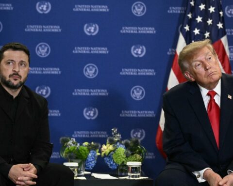 Ukraine et États-Unis pressent pour une fin de la guerre avant l'hiver, selon Zelensky