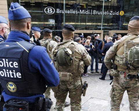 Un jeune homme arrêté avec une kalachnikov dans un train à Bruxelles-Midi