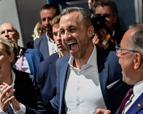 Victoire historique de l'AfD en Saxe-Anhalt : près de 45 % des voix pour l'extrême droite