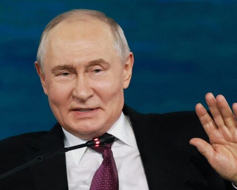 Vladimir Poutine reconnaît une sous-estimation des capacités ukrainiennes à frapper les raffineries russes