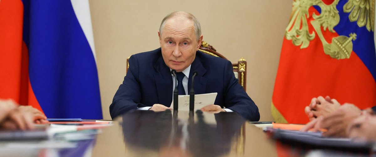 Vladimir Poutine renforcé : une agression contre l'Europe toujours possible selon Hélène Blanc