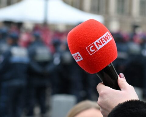 Xenia Fedorova : expulsée de France, elle pourrait bientôt réapparaître en visioconférence sur CNews