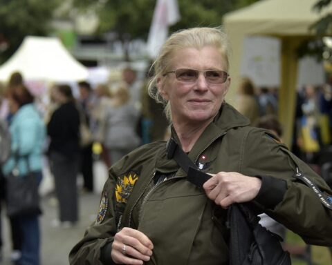 Yuliia Paievska, une infirmière de Marioupol, témoigne de tortures subies aux mains des Russes