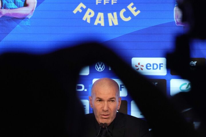 Zinédine Zidane refuse de partager ses convictions politiques avant l'élection présidentielle de 2027