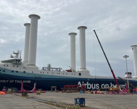 Airbus prépare des essais en mer pour le "Spirit of Toulouse", le plus grand cargo à voiles au monde