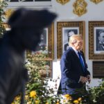 Barack Obama critique Donald Trump pour des choix de décoration à la Maison-Blanche