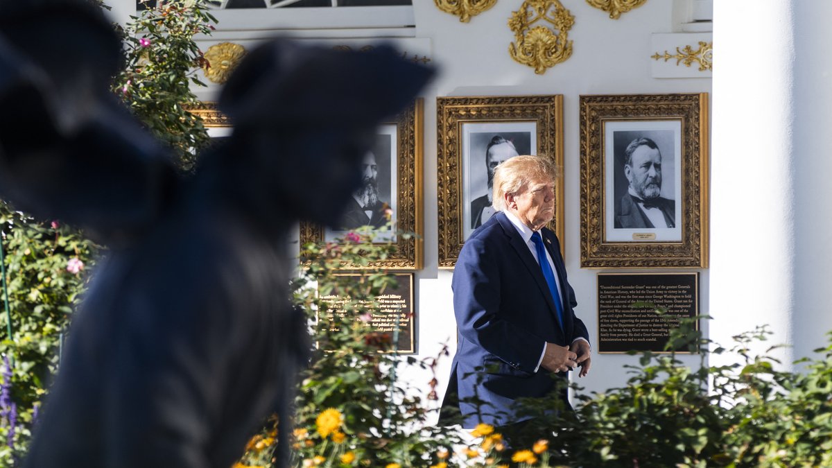Barack Obama critique Donald Trump pour des choix de décoration à la Maison-Blanche