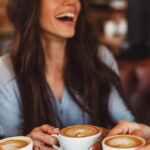 Boire du café régulièrement pourrait augmenter l'espérance de vie, selon des études scientifiques