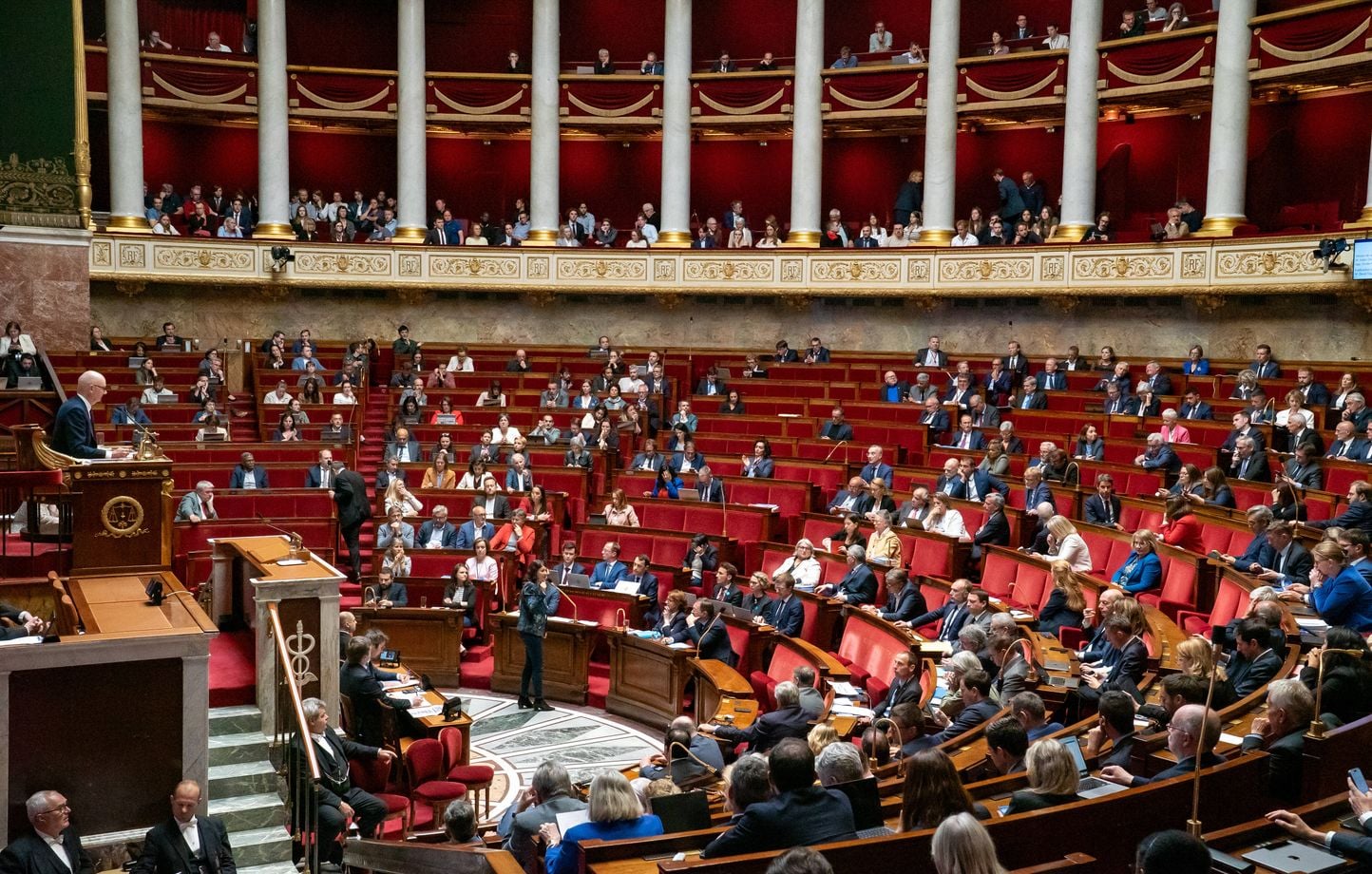 Budget 2027 : adoption symbolique d'un amendement pour une hausse de 20 % des salaires des enseignants