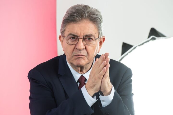 Budget 2027 : Jean-Luc Mélenchon présente ses propositions pour réduire la dette et relancer l'économie