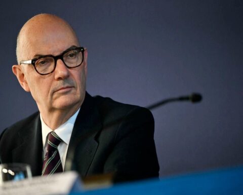Budget 2027 : Roland Lescure préfère éviter les ordonnances budgétaires en l'absence de majorité