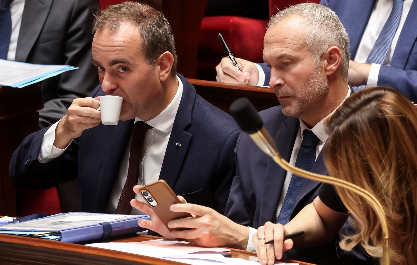 Budget 2027 : Sébastien Lecornu confronté à l'opposition du PS et du RN 1 Budget 2027 : Sébastien Lecornu confronté à l'opposition du PS et du RN