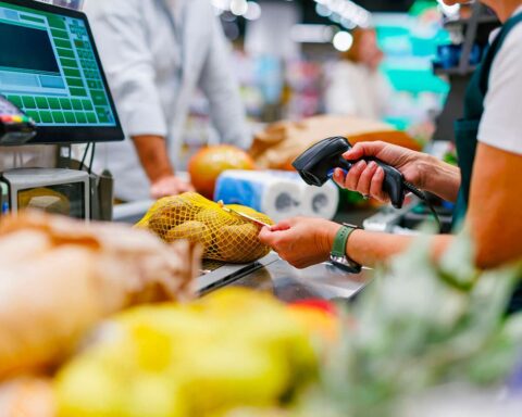 Carrefour anticipe un effondrement de la consommation française d'ici 2026.