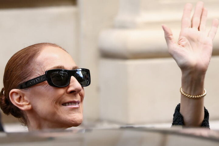 Céline Dion conclut sa série de concerts près de Paris avec émotion