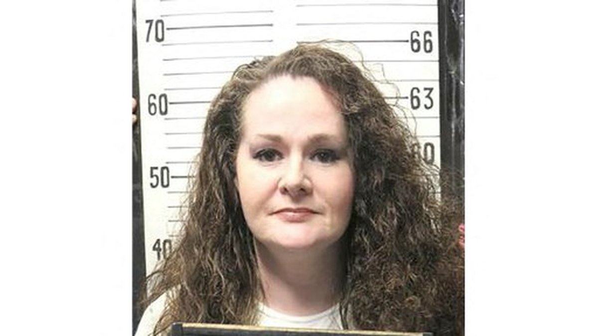 Christa Pike reprend connaissance avant d'être débranchée, relançant le débat sur la peine de mort aux États-Unis
