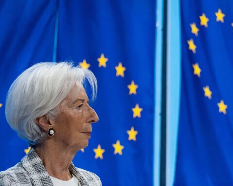 Christine Lagarde peut-elle redéfinir le bloc central pour la présidentielle de 2027 ?