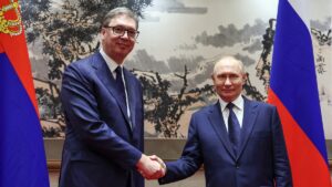 Chute d'Aleksandar Vucic : un affaiblissement du soutien russe en Serbie