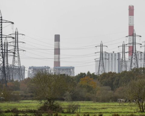 Climat : les émissions de gaz à effet de serre ne devraient baisser que de 6 % d’ici 2035, alerte l’ONU