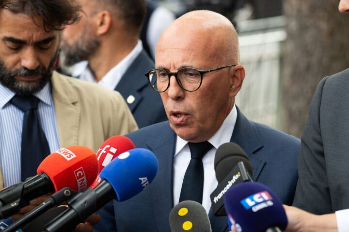 Colère des lycéens : Ciotti demande la révocation de Bagayoko pour « attiser la violence »