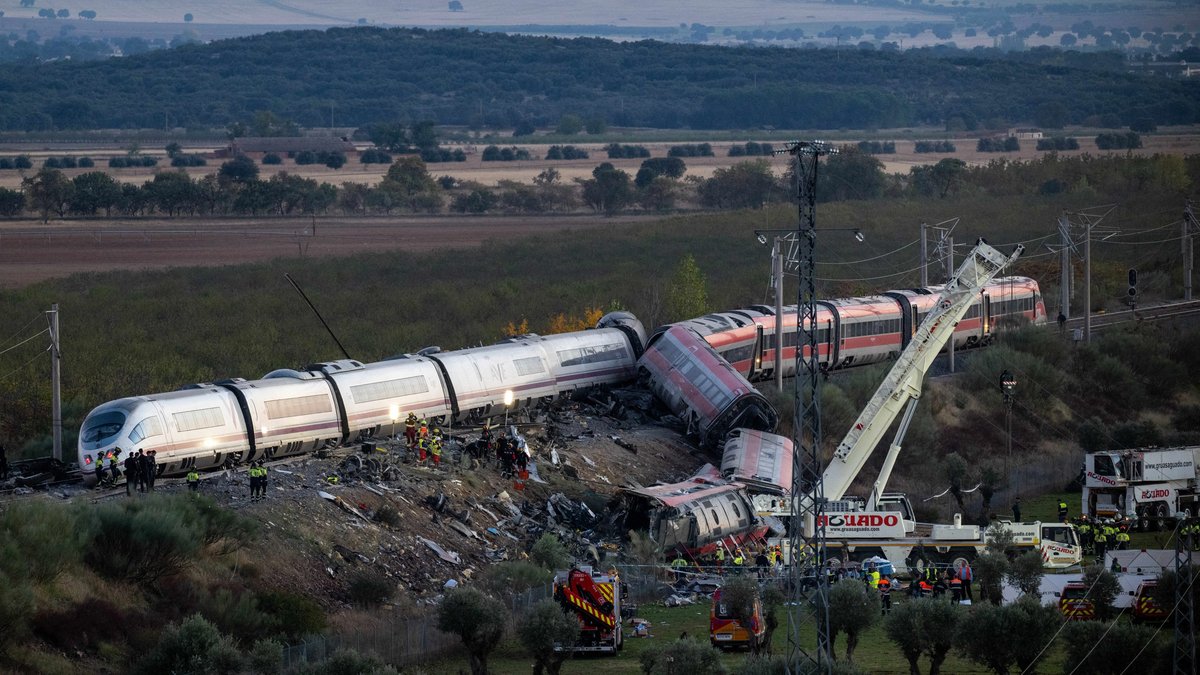 Collision mortelle de trains près de Tolède : une ancienne ministre et une athlète de 24 ans parmi les victimes 1 Collision mortelle de trains près de Tolède : une ancienne ministre et une athlète de 24 ans parmi les victimes
